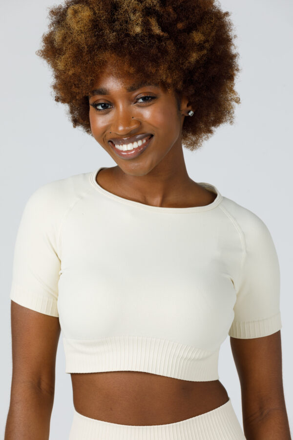 5c. Thick Knitted Exercise Top - Image 4