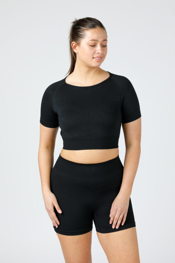 5c. Thick Knitted Exercise Top - Image 5